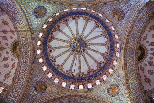 Low Angle Shot Marble Ceiling Blue Mosque Fatih Turkey — Fotografia de Stock