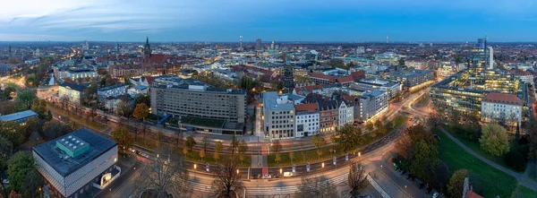 Panorama Shot Skyline Blue Hour Hanover Germany — Stok fotoğraf