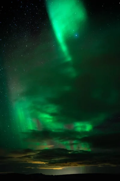 Vertical Shot Breathtaking Polar Lights Starry Sky Night Meadow Lake — 图库照片