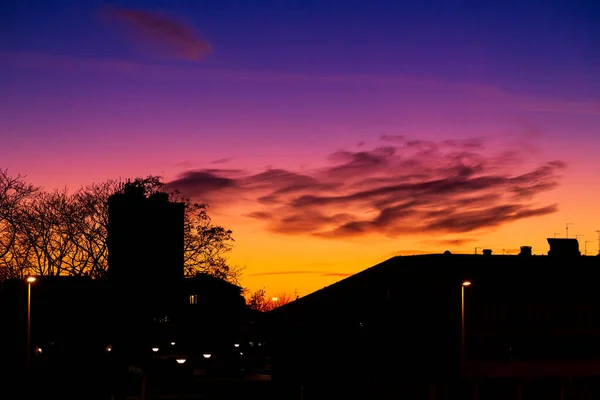 Beautiful Shot Silhouette Buildings Cloudy Sky Sunset — Fotografia de Stock