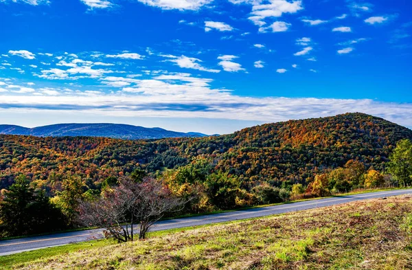 Beautiful Shot Mountain Landscape Road — Stok fotoğraf