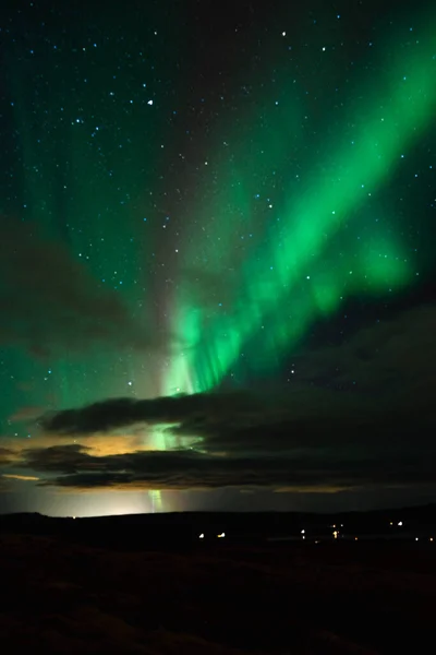 Vertical Shot Breathtaking Polar Lights Starry Sky Night Meadow Lake — Φωτογραφία Αρχείου