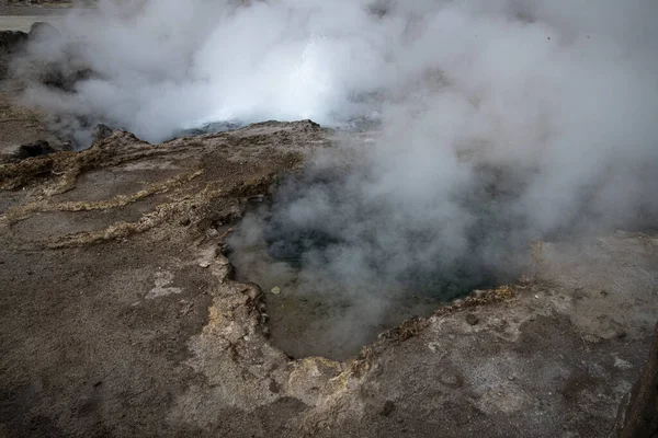 Steaming Hot Springs Atacama Desert Chile South America — Zdjęcie stockowe