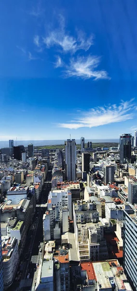 Plano Vertical Edificios Centro Bajo Cielo Azul Buenos Aires Argentina — Foto de Stock