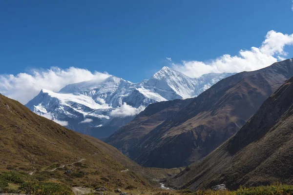 Majestátní Pohled Zasněžené Hory Chráněné Oblasti Annapurna Chhusangu Nepál — Stock fotografie