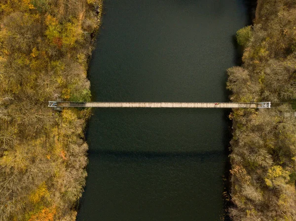 Een Antenne Opname Van Een Rivier Het Midden Van Afgronden — Stockfoto