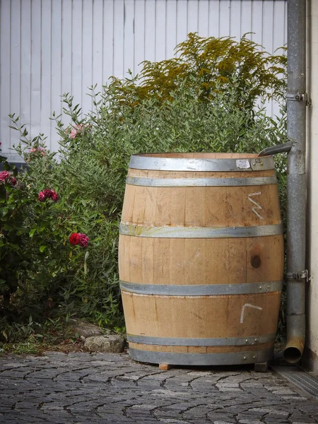 Vertical Shot Old Big Wooden Rain Barrel Garden — Stock Fotó