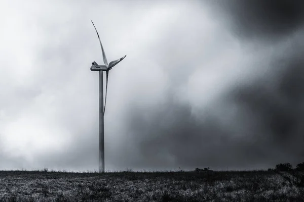 Turbina Eólica Campo —  Fotos de Stock