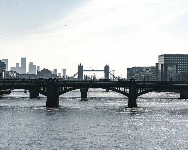 Vakker Utsikt Tower Bridge Thornton Storbritannia Lyseblå Himmel – stockfoto