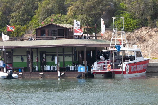 Poltu Quatu Italie Août 2021 Paysage Tranquille Bateau Tourisme Dans — Photo