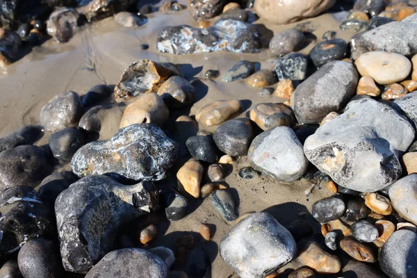 海岸の石や小石のクローズアップ — ストック写真