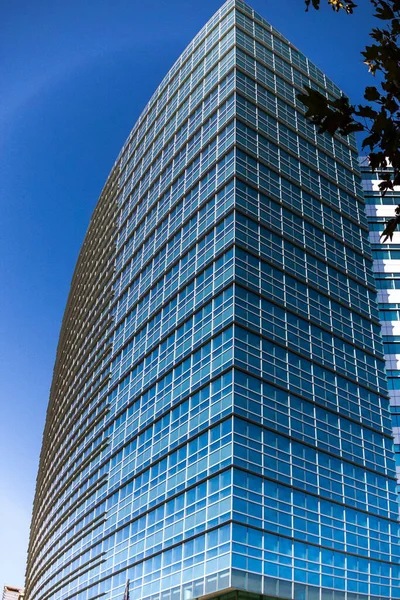 西萨克拉门托 2021年10月9日 位于西萨克拉门托的高楼Calstrs大楼 — 图库照片