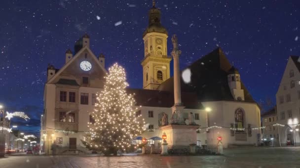 Χριστουγεννιάτικο Δέντρο Στην Πόλη — Αρχείο Βίντεο