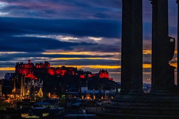 Paisaje Urbano Edimburgo Escocia Durante Una Puesta Sol Pintoresca —  Fotos de Stock