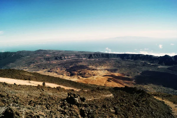 Den Brända Omgivningen Kring Vulkanen Teide Solig Dag Teneriffa Spanien — Stockfoto