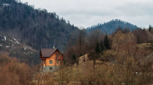 Die Schöne Aufnahme Einer Berglandschaft — Stockfoto