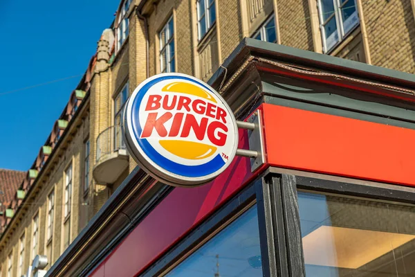 Aarhus Danimarca Ottobre 2021 Burger King Ristorante Esterno Cartello Vicino — Foto Stock