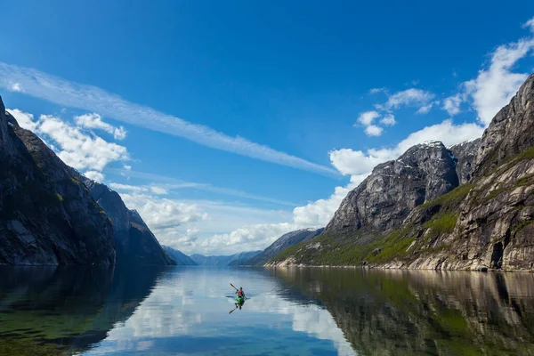 Person Kayaking Lysefjorden Sunlight Norway — Stock Photo, Image