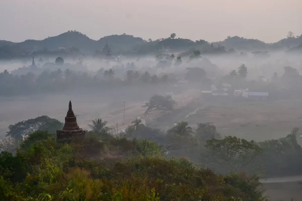 Paisaje Fascinante Niebla Imrauk Myanmar —  Fotos de Stock