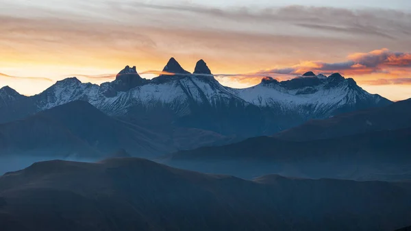 Una Vista Panorámica Montaña Aiguilles Arve Contra Hermoso Cielo Del — Foto de Stock