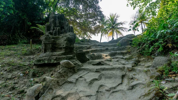 Las Escaleras Rocosas Karang Bolong Beach Anyer Indonesia —  Fotos de Stock