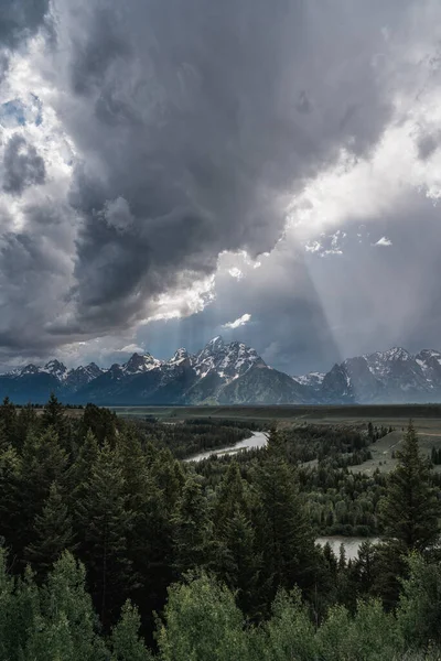 Grand Teton Ulusal Parkı Wyoming Deki Dağların Dikey Görüntüsü — Stok fotoğraf