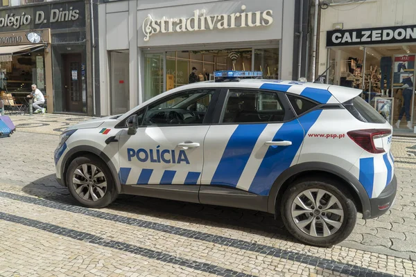 Порто Португал Жовтня 2021 Року Поліцейський Автомобіль Декількома Магазинами Задньому — стокове фото