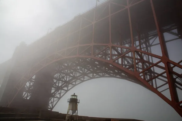 Beautiful Scene Golden Gate Bridge Fog — 图库照片