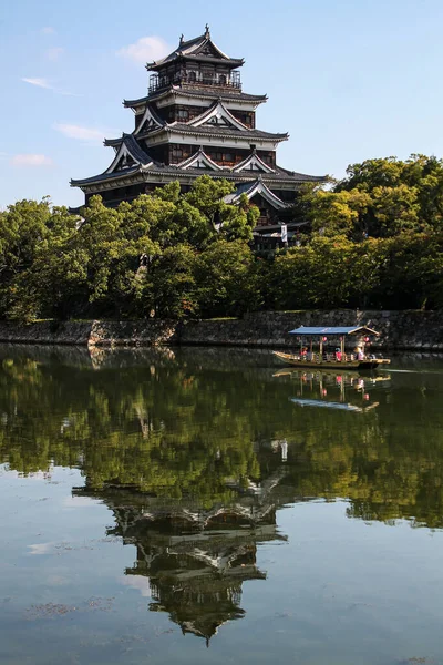 Una Hermosa Foto Del Castillo Hiroshima Japón Durante Verano —  Fotos de Stock