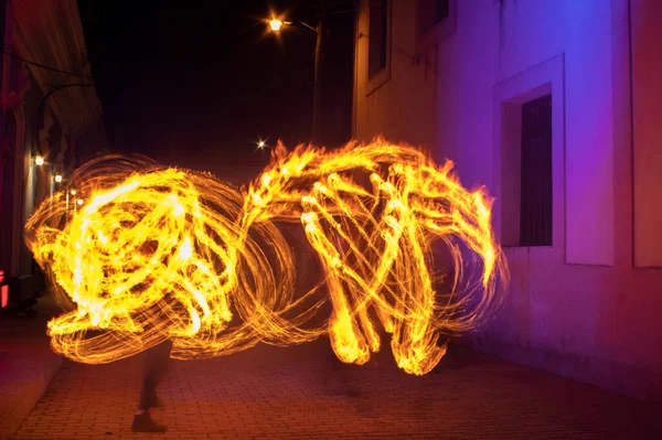 Fire Show Spiral Shapes Area Purple Lights — Foto Stock