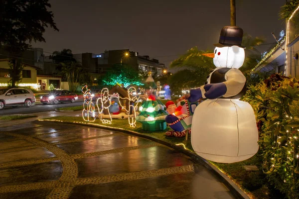 Decoração Ruas Natal Exposição Longa Efeito Das Luzes — Fotografia de Stock