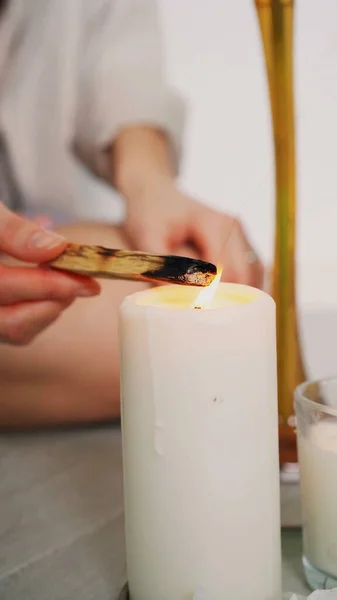 Bougies Brûlantes Homey Concept Pour Confort Spiritualité Décoration Symbole Pour — Photo