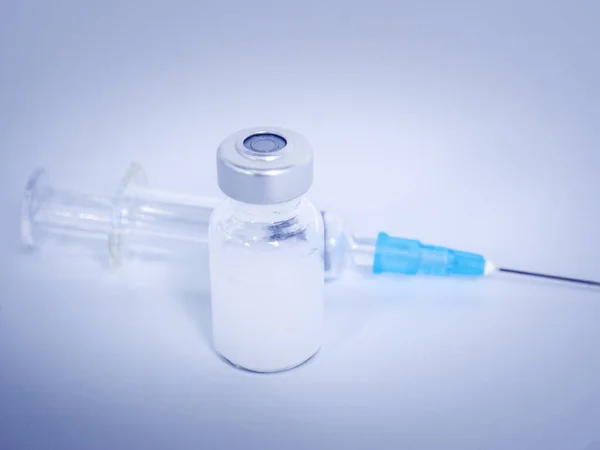 Detailní Záběr Injekční Lahvičky Vakcínou Stříkačky Rozumím Lékařský Koncept — Stock fotografie