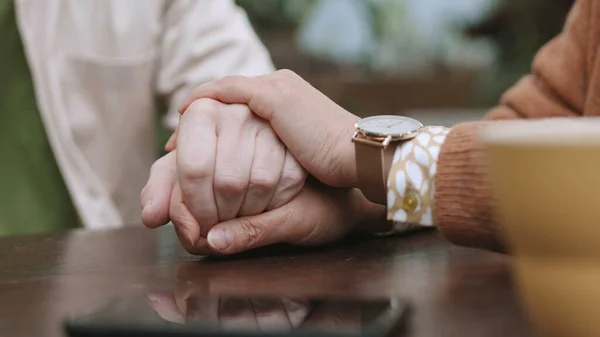 Mãos Casal Segurando Conceito Para Amor Romance Retidão Sinal Parceria — Fotografia de Stock