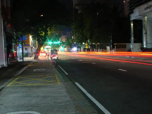 Auto Esposta Lungo Illumina Una Strada — Foto Stock