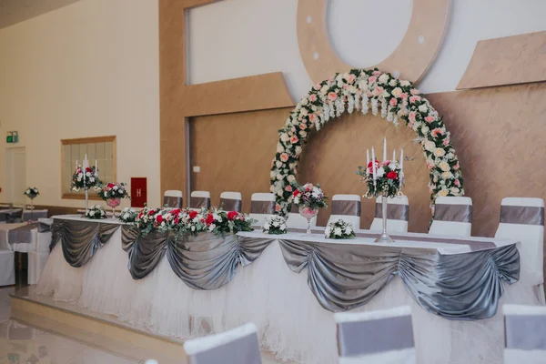 Close Uma Decoração Casamento Floral Branco — Fotografia de Stock