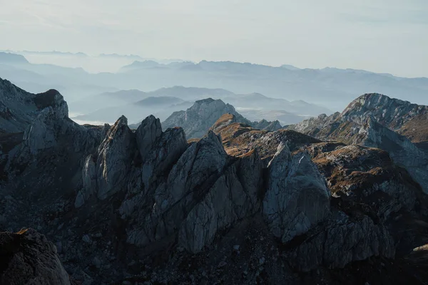 Scenic Mountain Range Daytime — Stockfoto