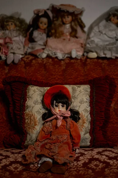 Porcelain Doll Shattered Had — Stock Photo, Image