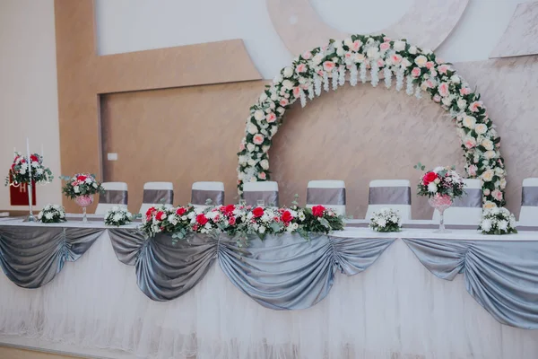 Крупним Планом Біла Квіткова Прикраса Весілля — стокове фото