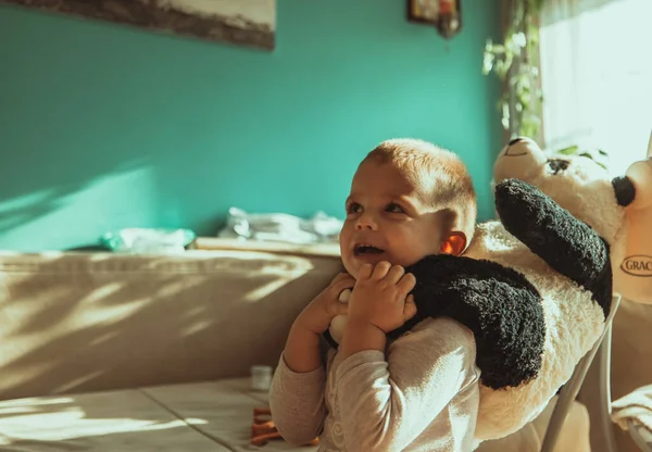 Shallow Focus Adorable Toddler Playing Teddy Bear His Room — Zdjęcie stockowe