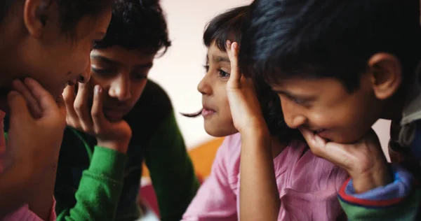 Shallow Focus Four South Asian Siblings Chatting Sharing Secrets Each — Foto de Stock