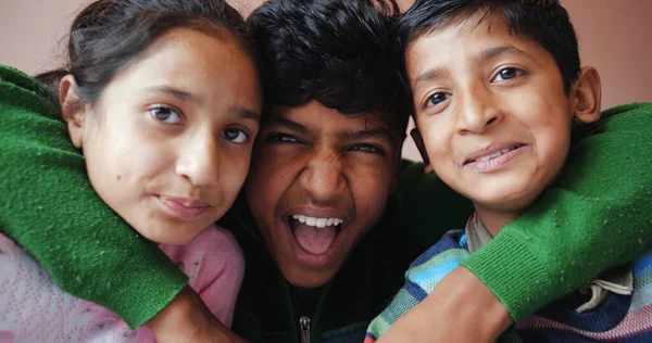 Closeup Three Indian Siblings Huddled Together Indoors — Stock Photo, Image
