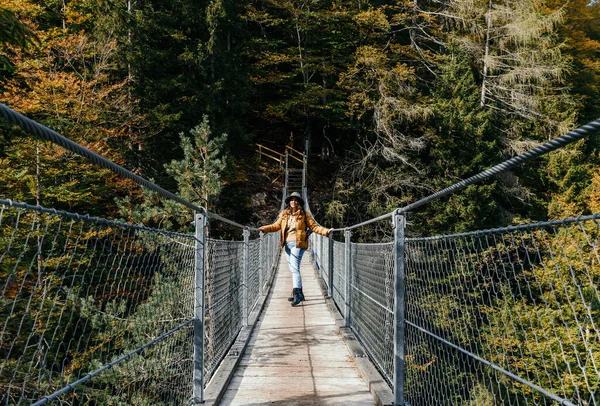 Young Caucasian Woman Stylish Autumn Clothes Standing Suspension Footbridge Kranjska — Stock Photo, Image