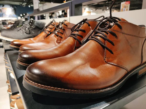 Primer Plano Zapatos Hombre Alta Calidad Tienda — Foto de Stock