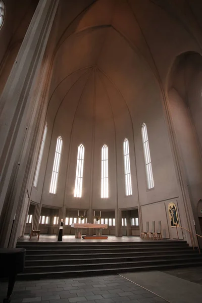 Wnętrze Kościoła Hallgrimskirkja Reykjaviku Islandia — Zdjęcie stockowe