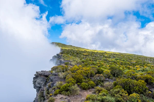 View Maido Volcanic Peak Island Reunion Clouds — Foto de Stock