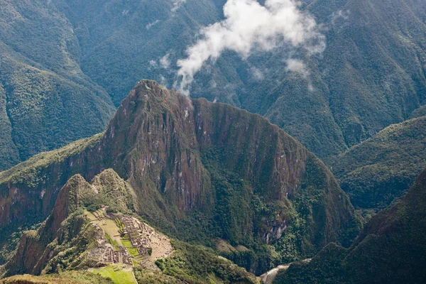Hermoso Plano Del Paisaje Montañoso Machu Picchu — Foto de Stock