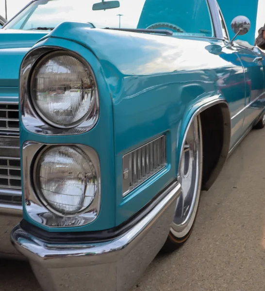 Closeup Shot Headlights Blue Retro Car — Fotografia de Stock