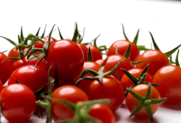 Closeup Shot Bunch Cherry Tomatoes Isolated White Background — Foto Stock