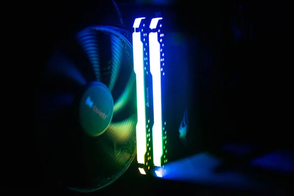 Hamburg Németország 2021 Dec Rgb Ram Cpu Hűtő Sötétben — Stock Fotó